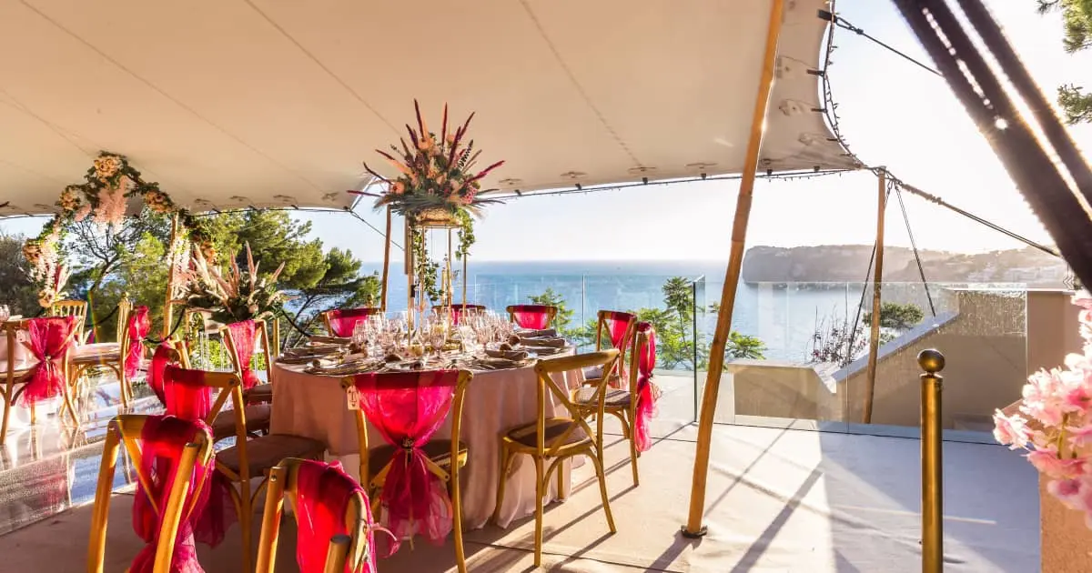 You are currently viewing Why Wedding Planners Trust Professional Bedouin Tents